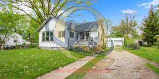 Available Now! 2 beds with Garage! Gallery 1