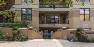 1 bedroom, 1 bath Cherry Creek North - Available NOW Gallery 3