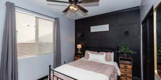 4 BEDROOM POOL & SOLAR HOME! Gallery 14