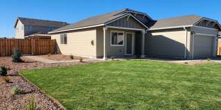 New Home with RV Parking Gallery 1