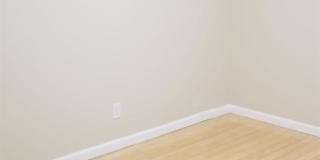 900 Belmont Avenue Gallery 7