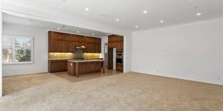 68 Bloomington Gallery 3