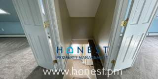 12 Hunt Street Gallery 30