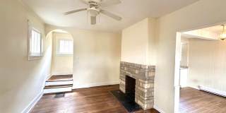 2 Bed 1 Bath home in Beechview - Close to Downtown, Public Transit - Available June Gallery 3
