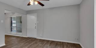 Glen Oaks Apartments Gallery 7