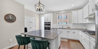 81 Landmark Lane Gallery 1