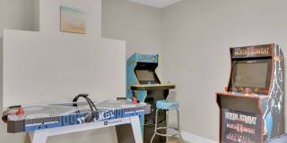 Family-Friendly House with Pool and Spacious room Gallery 38