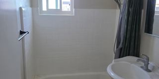 Welcome to Reeves Apartments Gallery 30