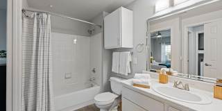 Oak Grove Apartments Gallery 28