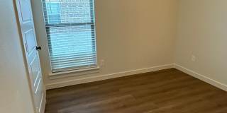 2128 Langford Avenue Gallery 9