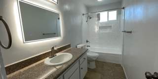 15925 Victory Blvd. Gallery 13