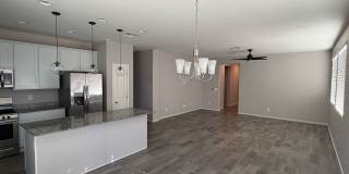 Three Bedroom Two Bath Home with A Den Gallery 4