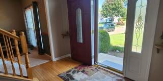 Gorgeous 4 Bedroom Home For Rent in Avon Gallery 4