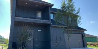 Fully Furnished 4 bed, 2.5 bath home in sought after gated community in NW Norman Fully Furnished 4 bed, 2.5 bath home in sought after gated community in NW Norman Gallery 5
