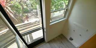 20p020 - 5301-5311 Miles Ave. Gallery 16