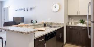 Student Housing - 200 Edgewood Gallery 28