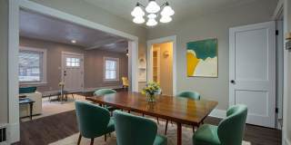 3 Bedroom / 2 Bath Home with Garage off 45th and Leavenworth! Gallery 9