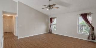 Spacious 4-Bedroom Home in Desirable Riverview Location with Excellent Schools Gallery 11