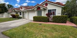 7390 Pinewalk Dr S Gallery 1