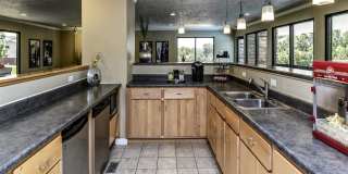 Club at Highland Park Gallery 31