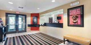 Livermore - Airway Blvd. Gallery 21