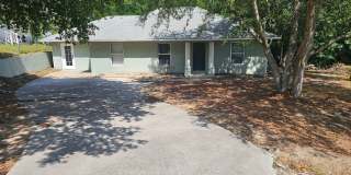 Move-In Ready Clermont Gem with Bonus Room and Private Yard Gallery 1