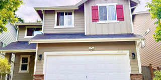 Stunning 4BR Woodmark Home with Office,A/C & Tesla Charger - Walk to Top Schools! Gallery 1