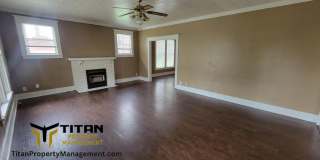 3b/2b house in downtown Benton Gallery 1