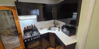 2327  S. Croskey Street Gallery 5