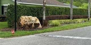 1705 RETREAT Circle Gallery 1