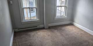 2BR with backyard in Penbrook! Gallery 1