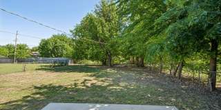 Charming 3 Bedroom Home with Spacious Backyard Gallery 33
