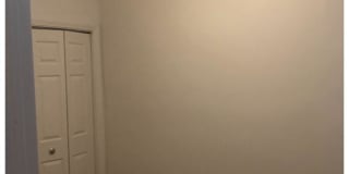 1227 N Rockwell Gallery 2