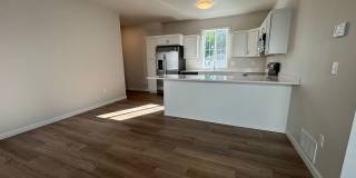 NEW CONSTRUCTION - 3 bed/2 bath townhomes Gallery 4