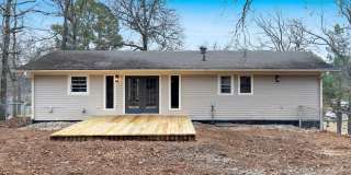 Spacious 3 Bed / 3 Bath Home in Valley View School District! Gallery 15