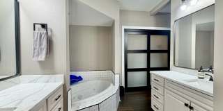 240 Brooks Street - 1 Gallery 20