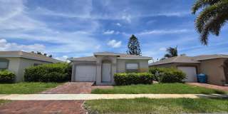 569 E Ridge Circle N Gallery 24