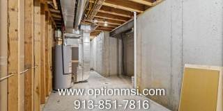 8926 Grand Avenue Gallery 30