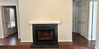 Adorable 2 Bedroom Condo! Gallery 10