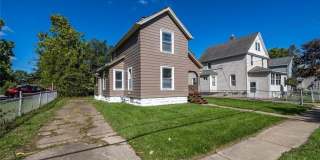 353 South Maple Street Gallery 1