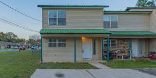 1702 East 1st Avenue Gallery 1