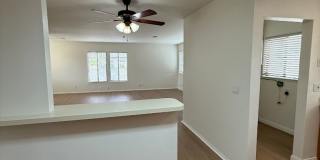 Beautiful 3 Bedroom, 2 Bathroom Granada Hills Home with Detached Garage! Gallery 11
