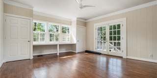 2378 Glenwood Drive NE Gallery 7