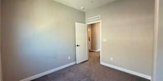 936 E Sunset Road Gallery 17