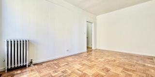 2758 Holland Ave Gallery 4