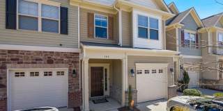 Stylish and Spacious 3bd/2.5ba Townhome w/ Garage in SE Durham! Gallery 1