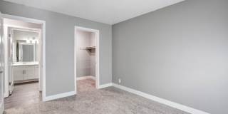 The Henley Apartment Homes Gallery 32