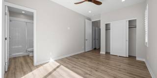 16205 Camden Circle Gallery 42