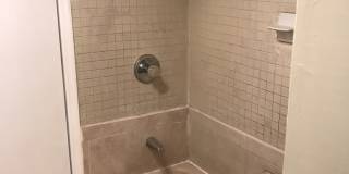 Large 5-2 house in Oakland Park Gallery 12