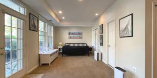 102 LOUNSBURY Place Gallery 13